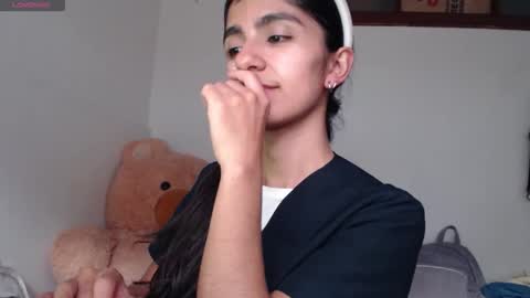 Anahi Browns online show from March 2026 08:59:02 PM