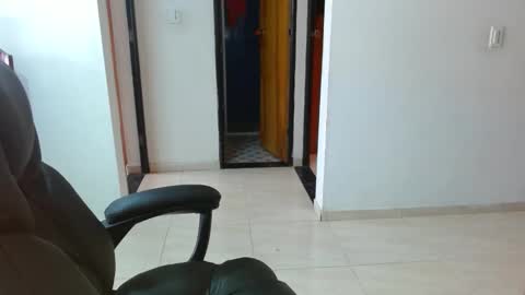 Snapshot of anaids_dam chatting on December 2025 06:24:02 PM anaids online show from December 2025 06:24:02 PM