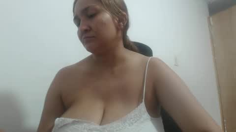analy_hot online show from April 2026 08:21:01 PM