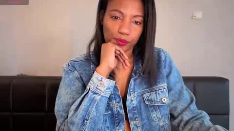 Snapshot of anamaar chatting on October 2025 08:36:02 AM Ana online show from October 2025 08:36:02 AM