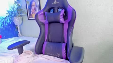 ana online show from December 2024 04:42:01 PM