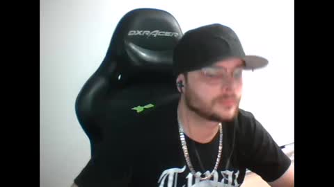 anarchyy1994 online show from April 2026 06:25:01 AM