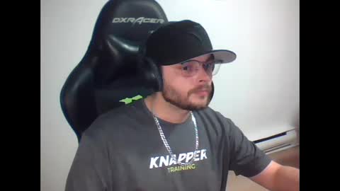 anarchyy1994 online show from April 2026 07:09:01 AM