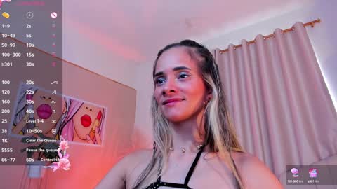 Snapshot of anaskinny chatting on February 2025 08:34:01 PM Ana online show from February 2025 08:34:01 PM