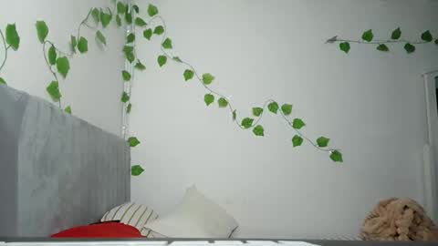 Snapshot of anaspark chatting on October 2025 11:13:01 PM Ana online show from October 2025 11:13:01 PM