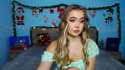 Snapshot of anastacyyellig chatting on December 2024 09:31:02 AM anastacyyellig online show from December 2024 09:31:02 AM