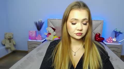 Snapshot of anastacyyellig chatting on January 2025 08:36:02 PM anastacyyellig online show from January 2025 08:36:02 PM