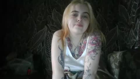 Snapshot of anastas_hot chatting on May 2026 09:28:01 AM Anastasia online show from May 2026 09:28:01 AM