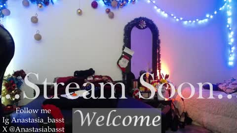 Jennyfer.... but u can say me Anastasia online show from December 2024 06:42:02 PM