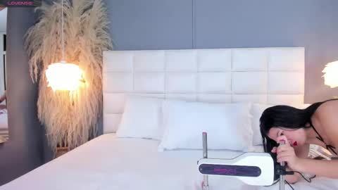 A N A S T A S I A online show from December 2025 05:19:02 PM