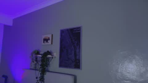 Kendra  online show from March 2026 10:05:02 AM