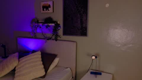 Kendra  online show from April 2026 10:08:02 AM