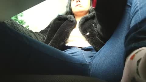   online show from November 2025 01:43:01 PM