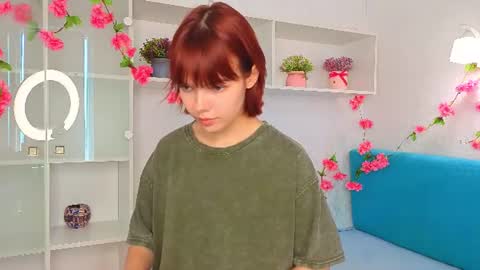 Snapshot of anderawreath chatting on June 2026 07:07:01 AM Mia online show from June 2026 07:07:01 AM