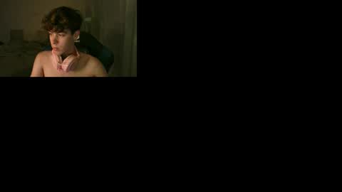 Snapshot of andertwink chatting on December 2025 01:21:02 AM andertwink online show from December 2025 01:21:02 AM