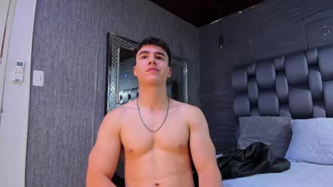 Snapshot of andre_parker chatting on December 2024 11:28:02 PM Andre Parker online show from December 2024 11:28:02 PM