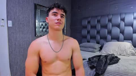 Snapshot of andre_parker chatting on January 2025 11:49:02 PM Andre Parker online show from January 2025 11:49:02 PM