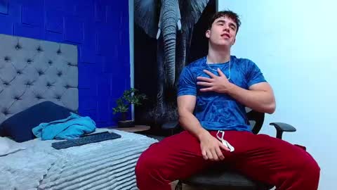 Snapshot of andre_parker chatting on January 2025 10:12:02 PM Andre Parker online show from January 2025 10:12:02 PM