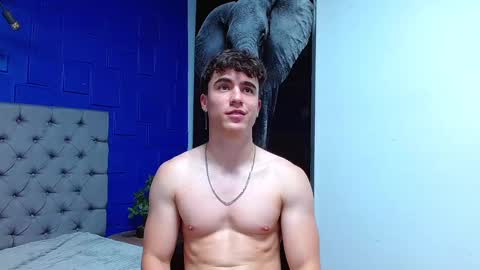 Snapshot of andre_parker chatting on January 2025 01:50:01 AM Andre Parker online show from January 2025 01:50:01 AM