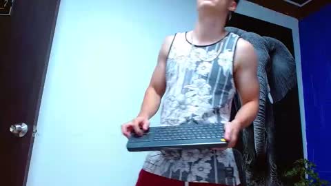 Snapshot of andre_parker chatting on January 2025 02:33:02 AM Andre Parker online show from January 2025 02:33:02 AM