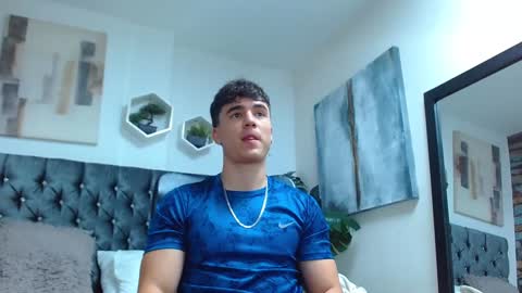 Snapshot of andre_parker chatting on January 2025 11:03:01 PM Andre Parker online show from January 2025 11:03:01 PM