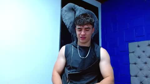 Snapshot of andre_parker chatting on February 2025 09:22:01 PM Andre Parker online show from February 2025 09:22:01 PM