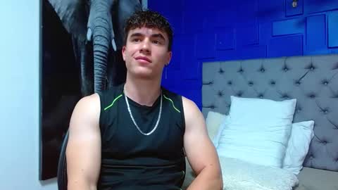 Snapshot of andre_parker chatting on February 2025 01:26:01 AM Andre Parker online show from February 2025 01:26:01 AM