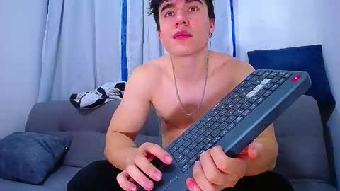 Snapshot of andre_parker chatting on September 2025 01:50:01 AM Andre Parker online show from September 2025 01:50:01 AM