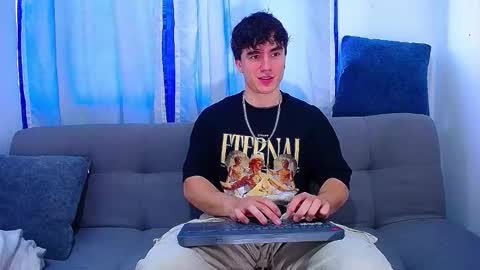 Snapshot of andre_parker chatting on September 2025 08:20:01 PM Andre Parker online show from September 2025 08:20:01 PM