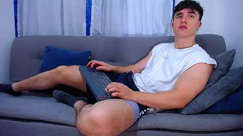 Andre Parker online show from November 2025 01:29:01 AM