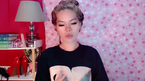 andrea06121998 online show from October 2025 10:48:01 AM