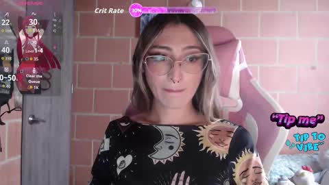 Andrea  online show from November 2025 12:16:01 PM