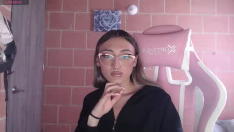 Andrea  online show from February 2026 04:13:01 PM