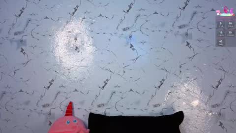 Andrea online show from September 2025 05:09:02 AM