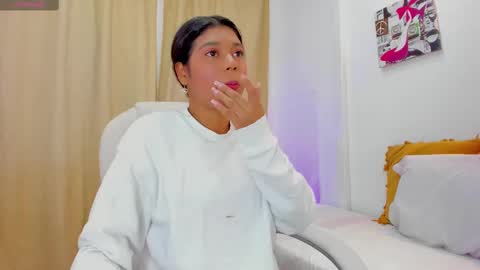 Snapshot of andrea_sancheez chatting on September 2025 01:00:01 PM Andrea online show from September 2025 01:00:01 PM