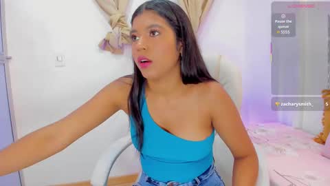 Snapshot of andrea_sancheez chatting on November 2025 08:09:02 PM Andrea online show from November 2025 08:09:02 PM