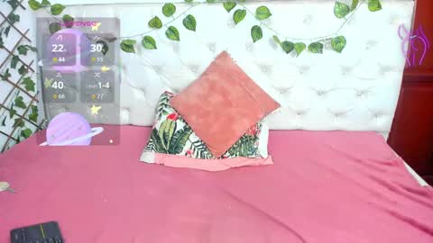 Naomi Andrea Daviss online show from October 2025 12:13:02 PM