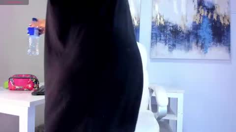 Snapshot of andreaa_zoee_ chatting on June 2026 02:37:02 PM Andrea Zoelins online show from June 2026 02:37:02 PM