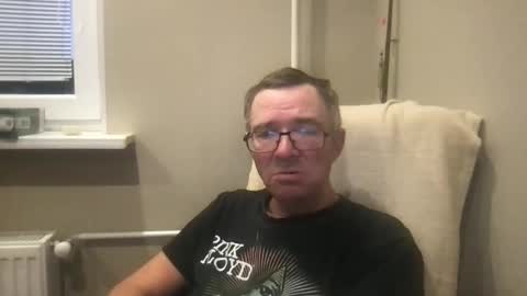 Snapshot of andreass60 chatting on October 2025 04:46:02 AM andreass60 online show from October 2025 04:46:02 AM