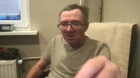 Snapshot of andreass60 chatting on October 2025 05:48:02 AM andreass60 online show from October 2025 05:48:02 AM