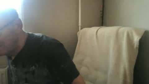 Snapshot of andreass60 chatting on November 2025 12:18:02 PM andreass60 online show from November 2025 12:18:02 PM