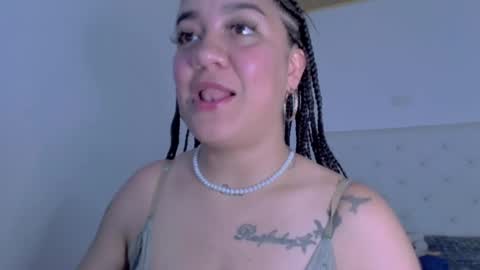 Snapshot of andrebigboobs chatting on December 2024 09:06:01 PM Andre online show from December 2024 09:06:01 PM