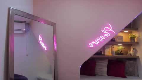 Andre Castaneda online show from November 2025 11:29:01 AM