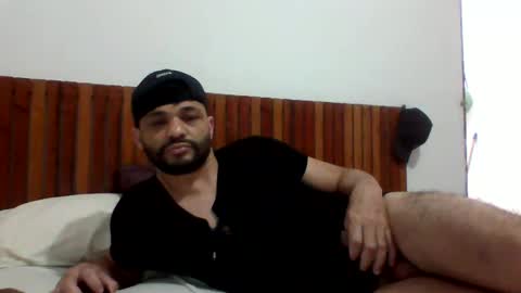 Snapshot of andreloko123 chatting on December 2024 07:00:01 PM andreloko123 online show from December 2024 07:00:01 PM