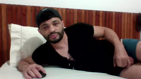 Snapshot of andreloko123 chatting on December 2024 08:12:02 PM andreloko123 online show from December 2024 08:12:02 PM