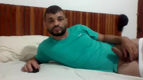 Snapshot of andreloko123 chatting on January 2025 06:31:01 PM andreloko123 online show from January 2025 06:31:01 PM