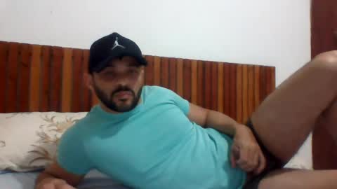 Snapshot of andreloko123 chatting on July 2026 01:04:02 AM andreloko123 online show from July 2026 01:04:02 AM