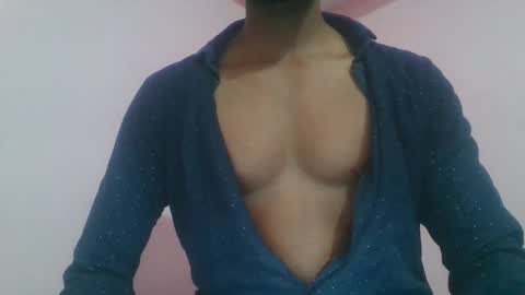 andres01_ online show from March 2026 03:15:01 PM