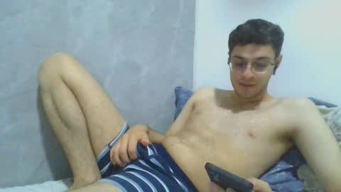 andres129494 online show from December 2025 02:27:01 AM