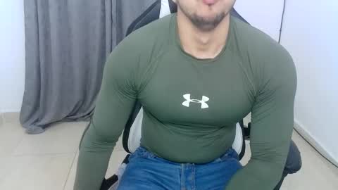 andres180950734 online show from November 2025 10:27:01 AM